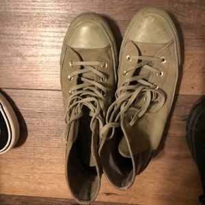 Converse high top women’s 7.5